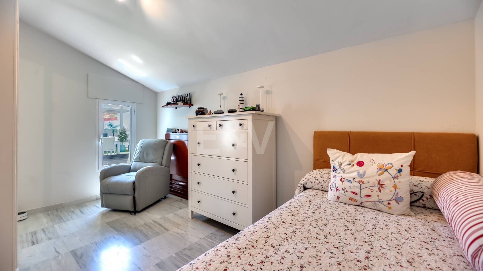 Exceptional Duplex Penthouse in Hacienda de Nagüeles with Sea Views on the Golden Mile