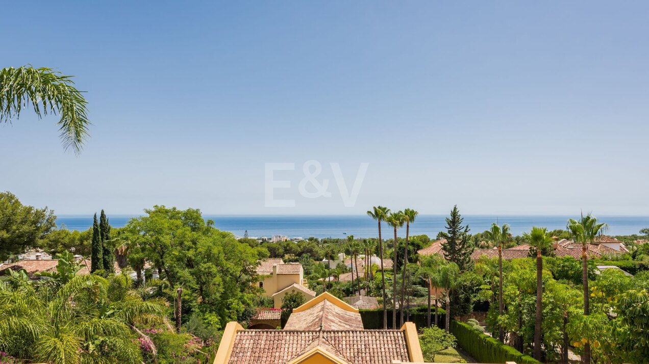 Unique Opportunity in Sierra Blanca: Villa with Breath-taking Sea Views