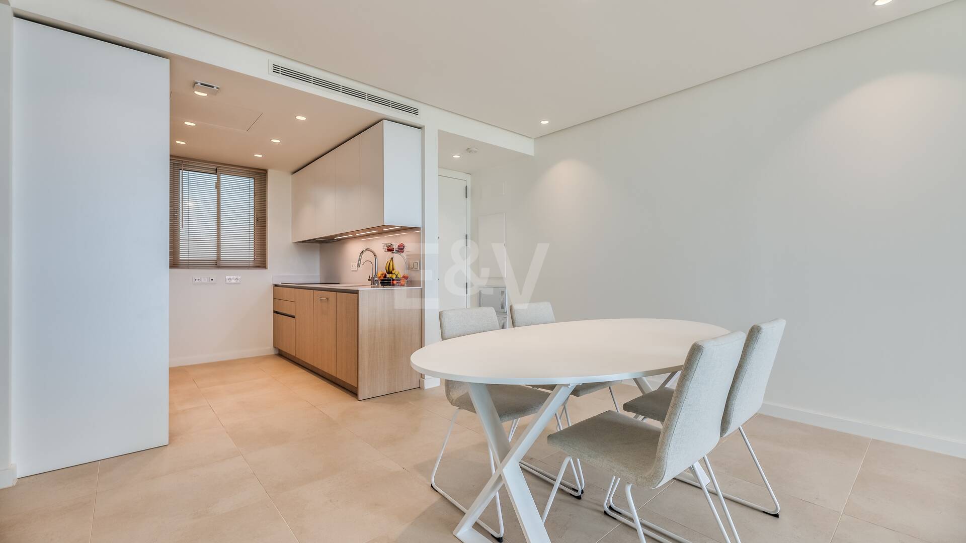 Best Priced Apartment in Palo Alto with Panoramic Sea Views