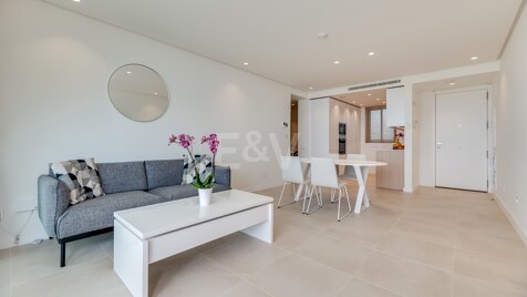 Nowy apartament w Palo Alto z panoramicznymi widokiem na morze blisko Marbelli