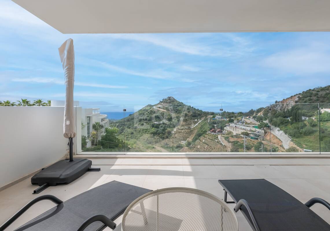 Best Priced Apartment in Palo Alto Marbella with Panoramic Sea Views