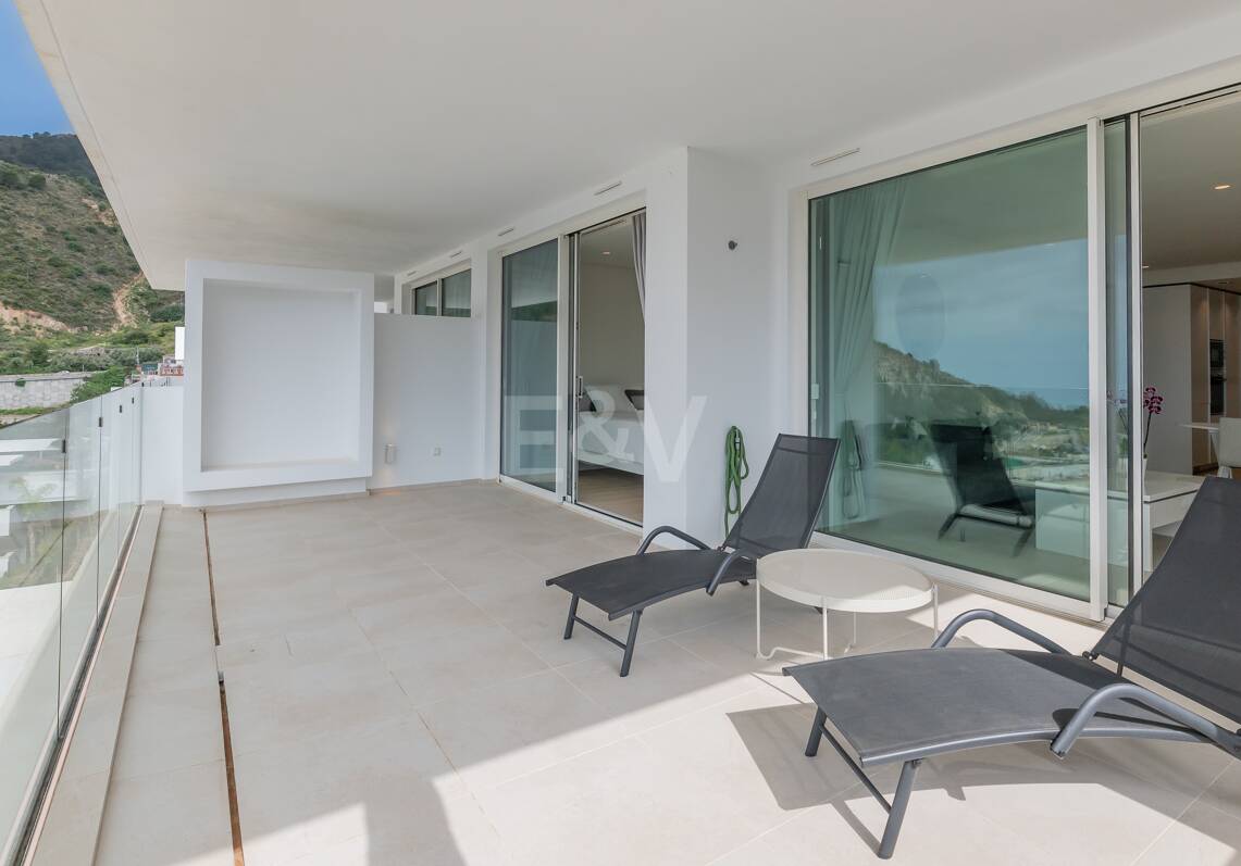 Best Priced Apartment in Palo Alto Marbella with Panoramic Sea Views
