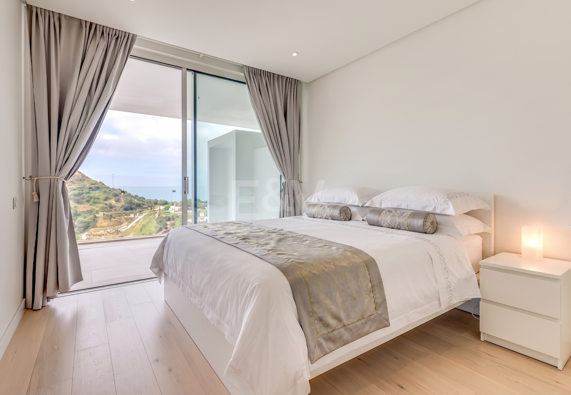 Best Priced Apartment in Palo Alto Marbella with Panoramic Sea Views