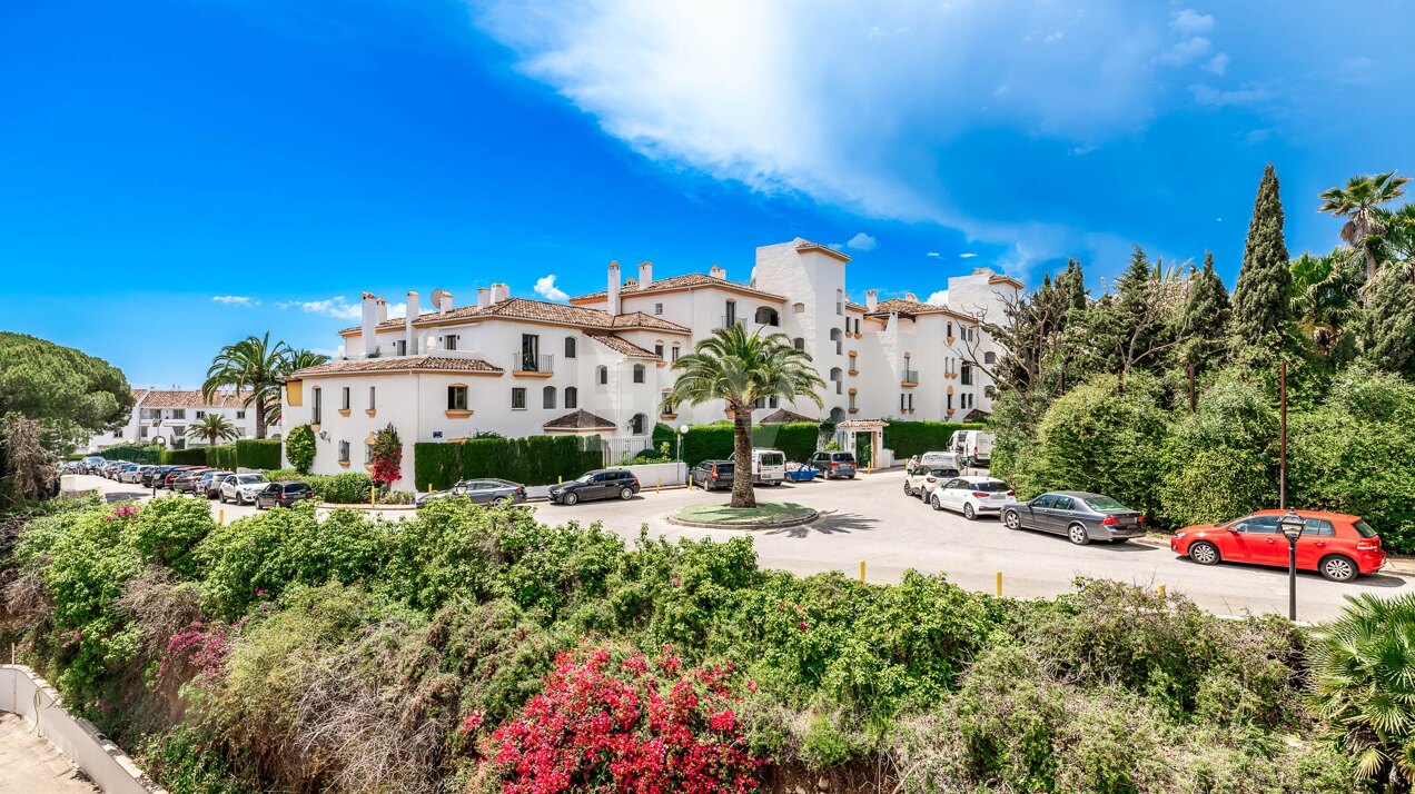 Helle Wohnung in Puerto Banús mit Atemberaubendem Meerblick