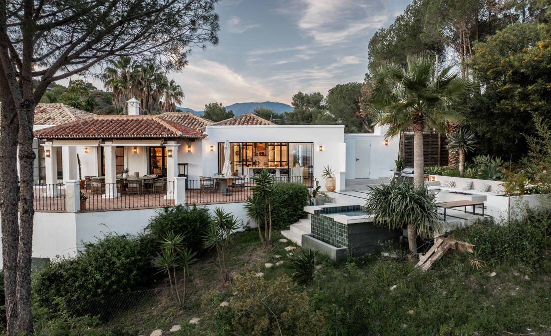 Charmig Cortijo Style Villa i El Madroñal, Benahavís