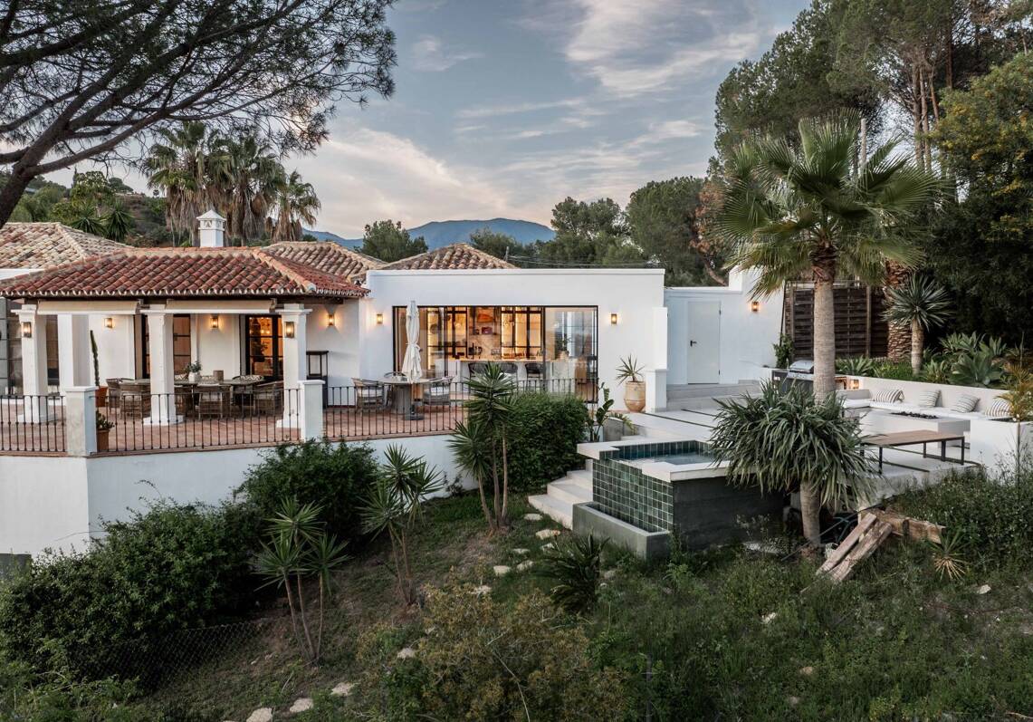Charming Cortijo Style Villa in El Madroñal, Benahavís
