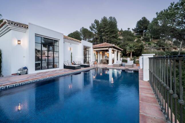 Charming Cortijo Style Villa in El Madroñal, Benahavís