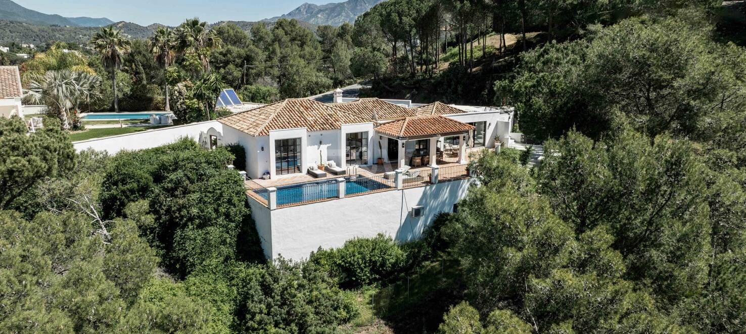 Charmante Villa im Cortijo-Stil in El Madroñal, Benahavís