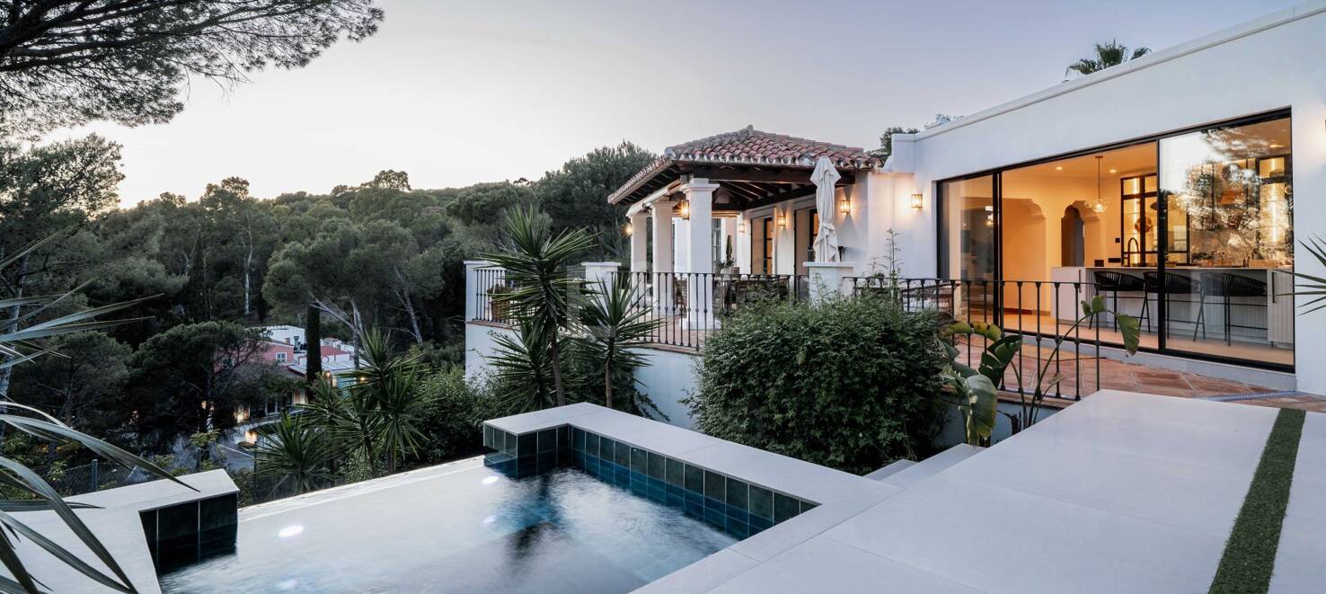 Charmante Villa im Cortijo-Stil in El Madroñal, Benahavís
