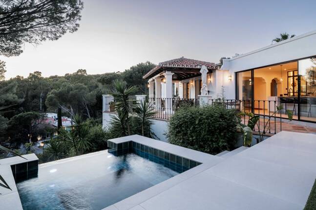 Charming Cortijo Style Villa in El Madroñal, Benahavís