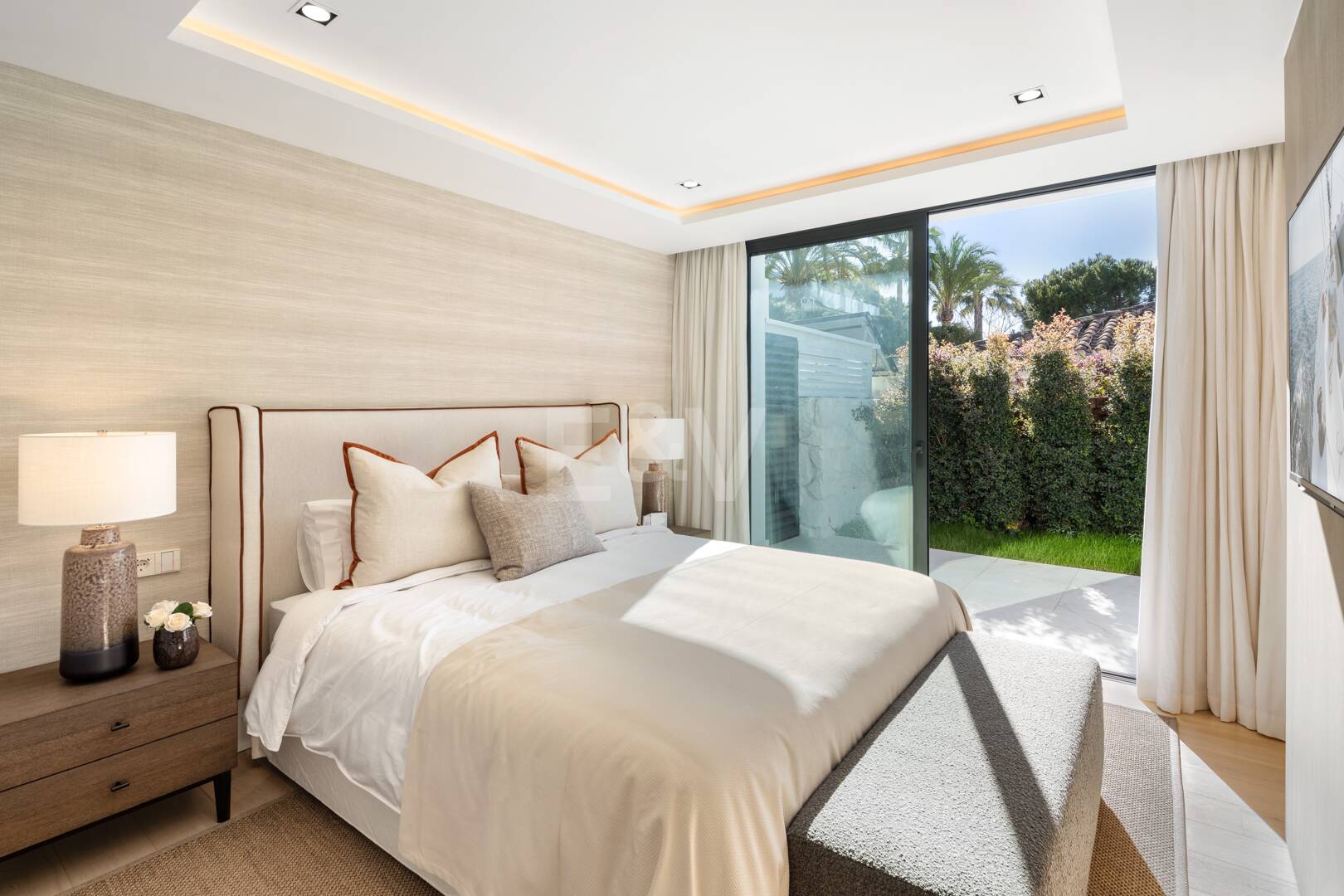 Villa de luxe à Nueva Andalucía dans un paradis de golf