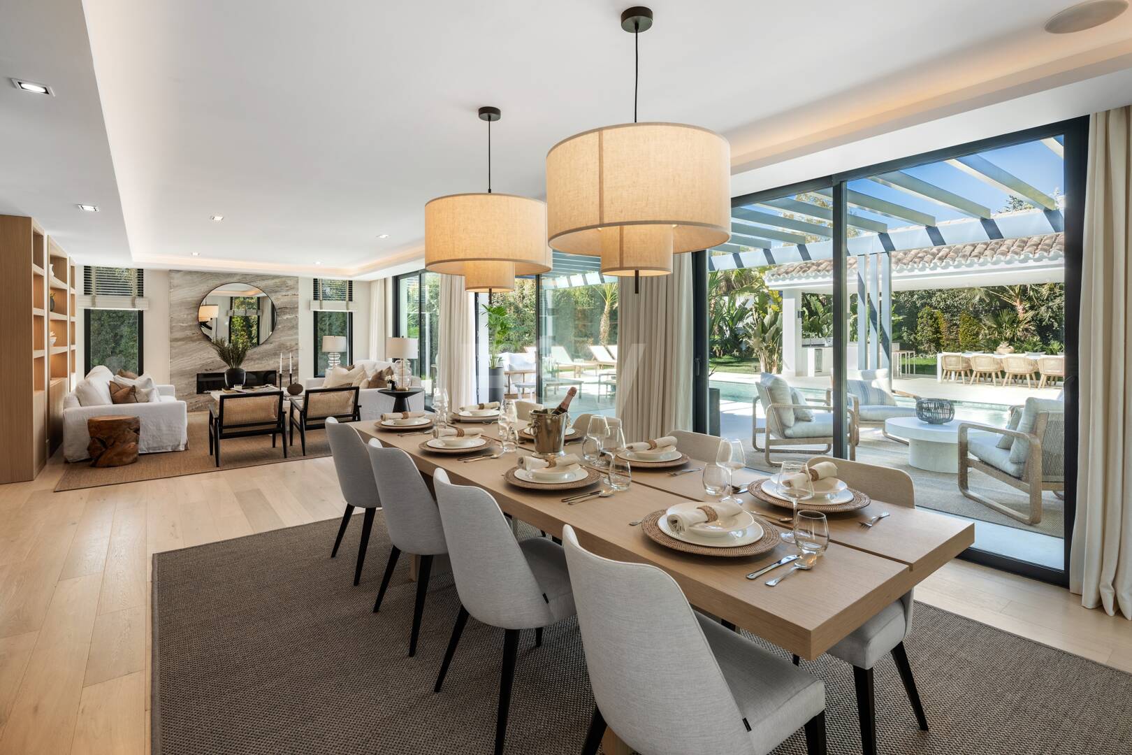 Villa de luxe à Nueva Andalucía dans un paradis de golf