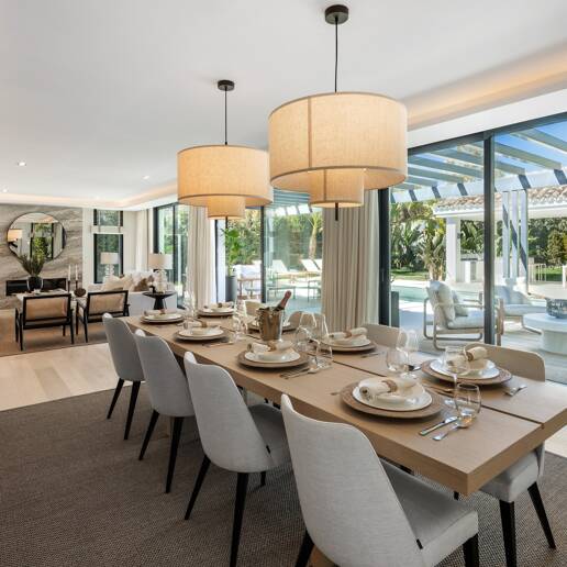 Luxury Villa in Nueva Andalucía set within a golf paradise