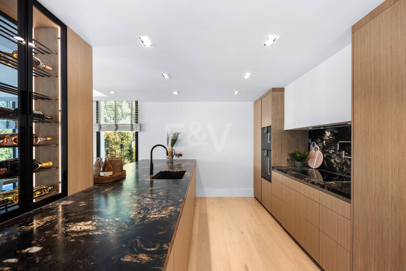 Villa de luxe à Nueva Andalucía dans un paradis de golf