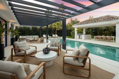 Villa de luxe à Nueva Andalucía dans un paradis de golf