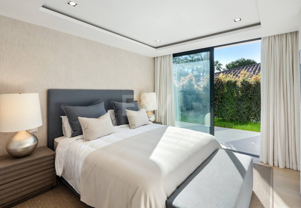 Villa de luxe à Nueva Andalucía dans un paradis de golf