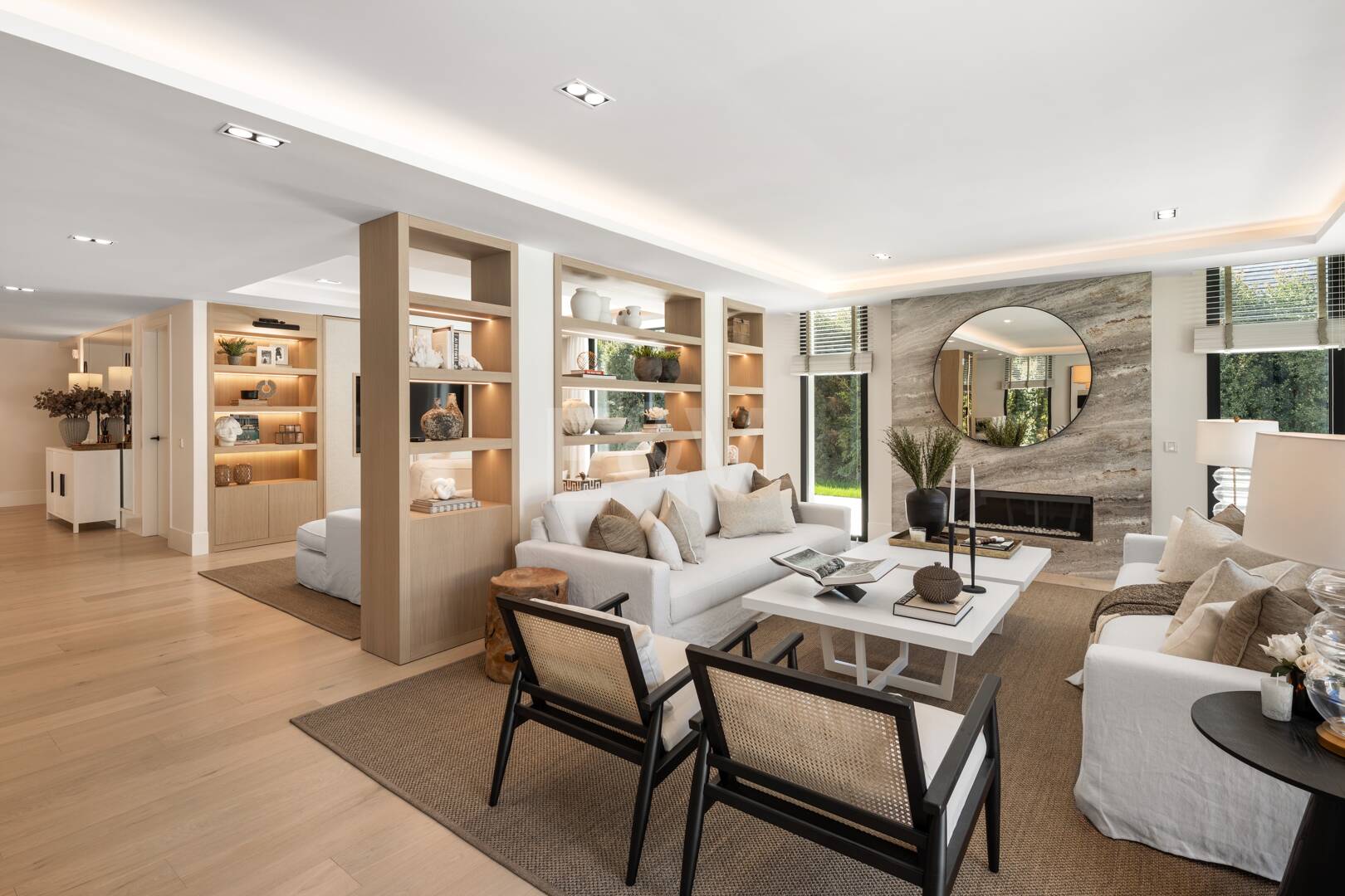 Villa de luxe à Nueva Andalucía dans un paradis de golf