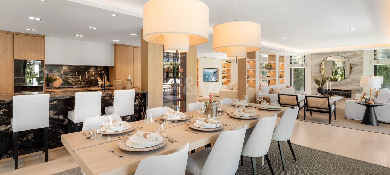 Luxury Villa in Nueva Andalucía set within a golf paradise