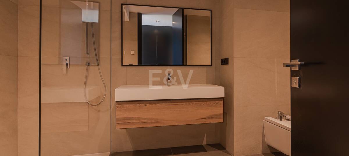 Modern villa with 360-degree views in Los Arqueros