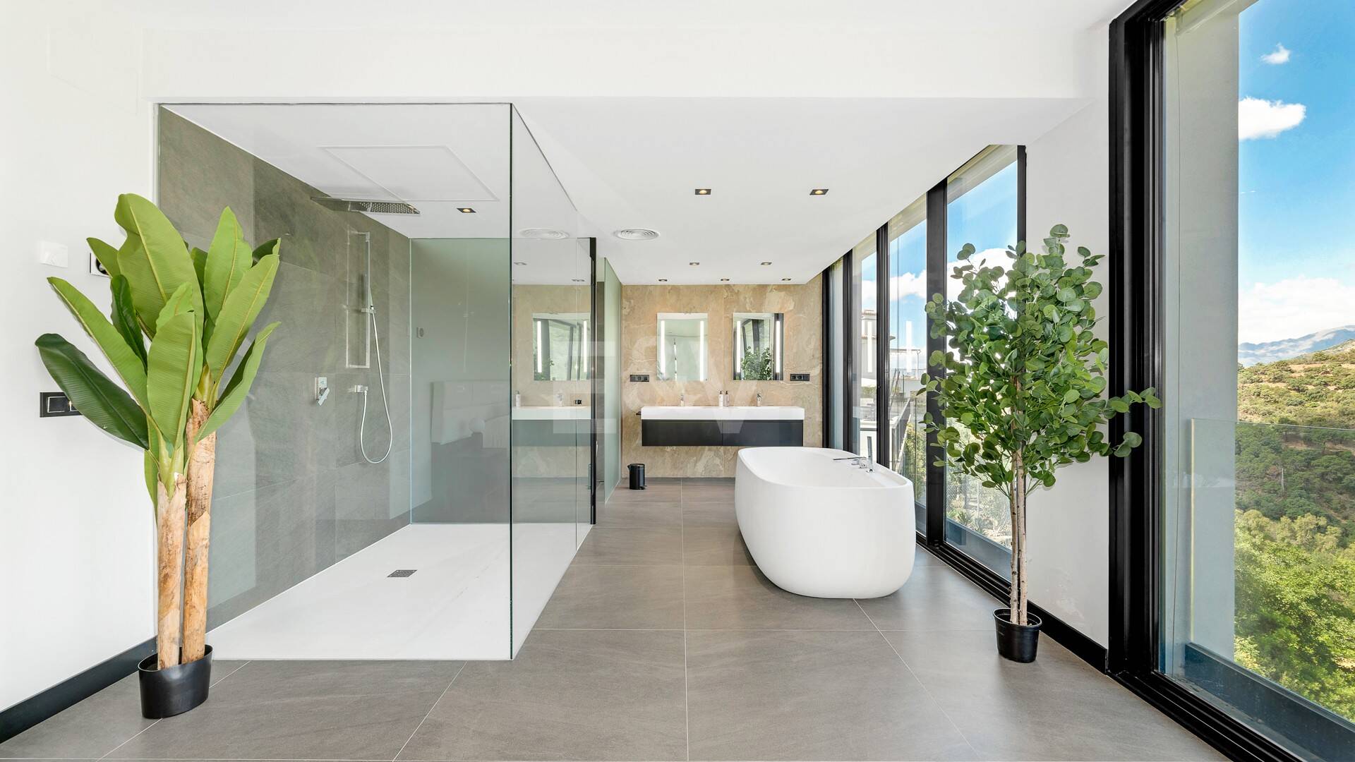 Villa moderna con vistas de 360 grados en Los Arqueros