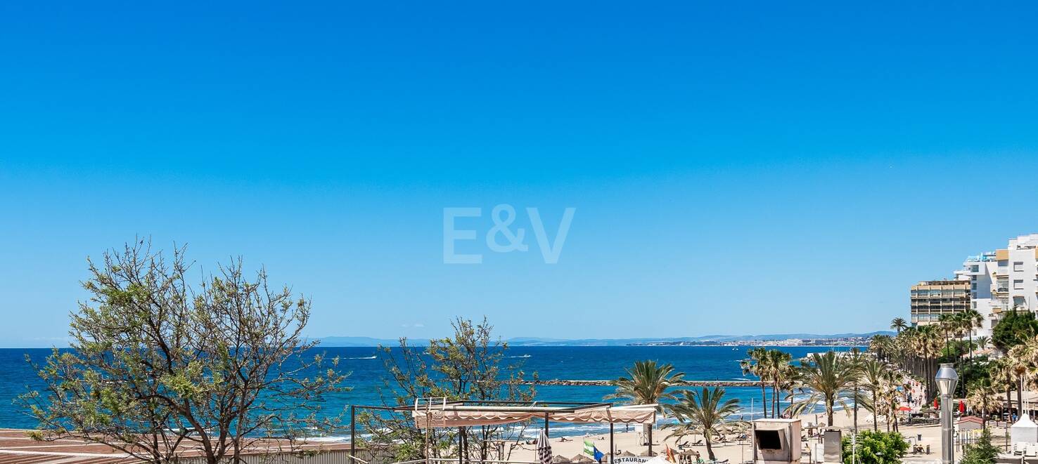 Modern Villa next to the Beach in Marbella City