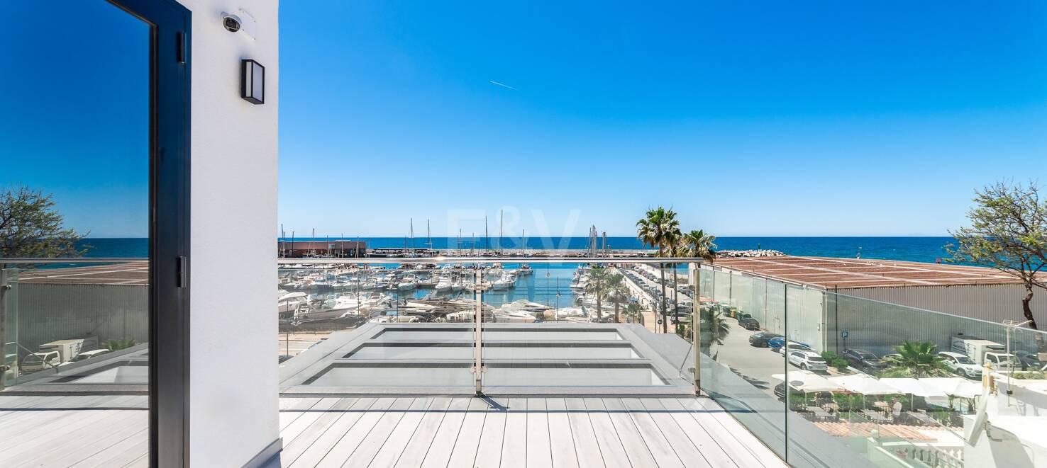 Modern Villa next to the Beach in Marbella City