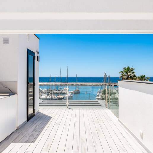 Modern Villa next to the Beach in Marbella City