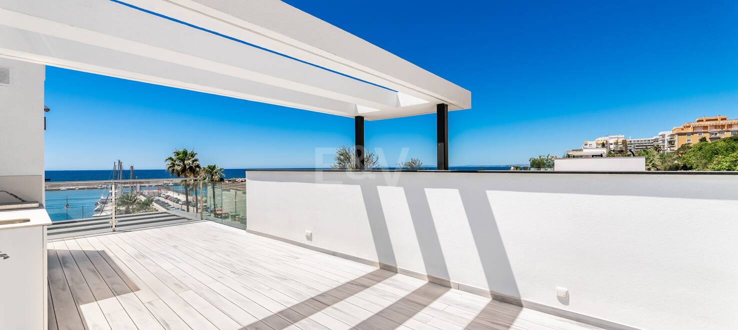 Modern Villa next to the Beach in Marbella City