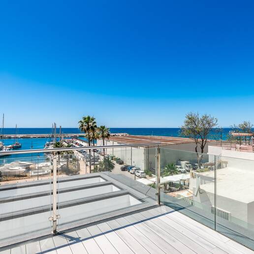 Modern Villa next to the Beach in Marbella City