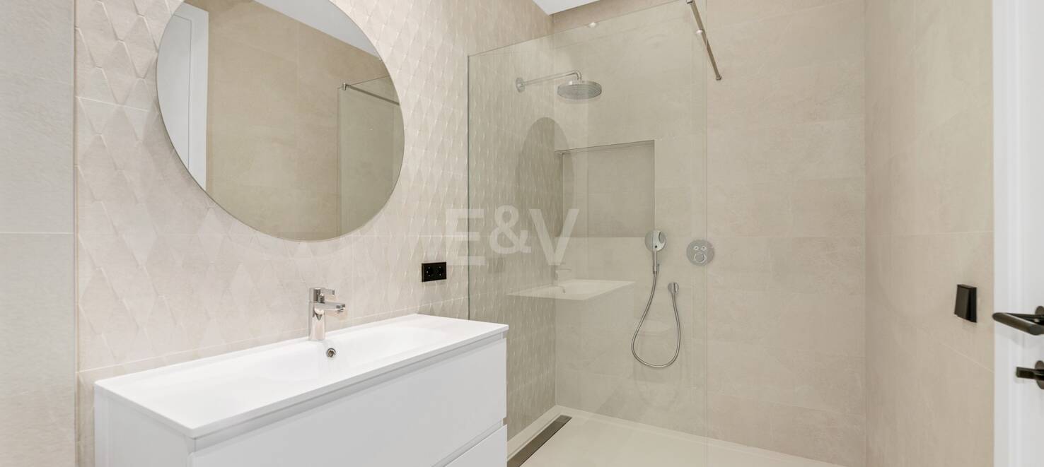 Modern Villa next to the Beach in Marbella City