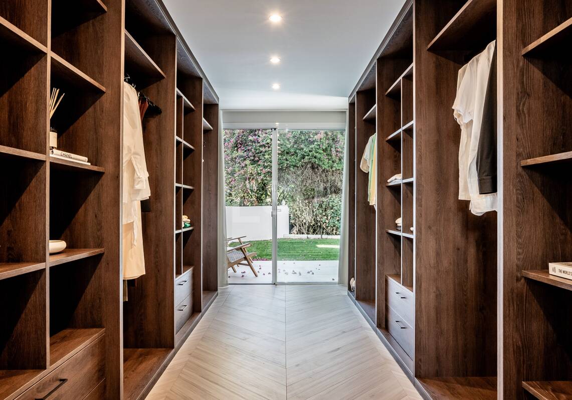 Apartamento Único con Jardín en Las Lomas de Marbella Club