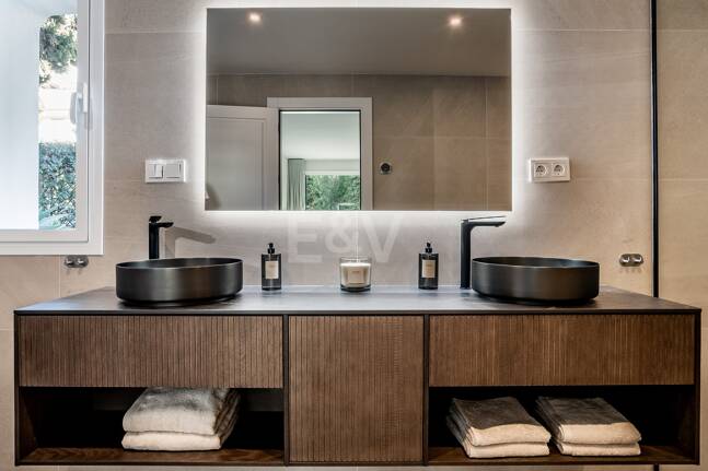 Einzigartige Gartenwohnung in Las Lomas de Marbella Club