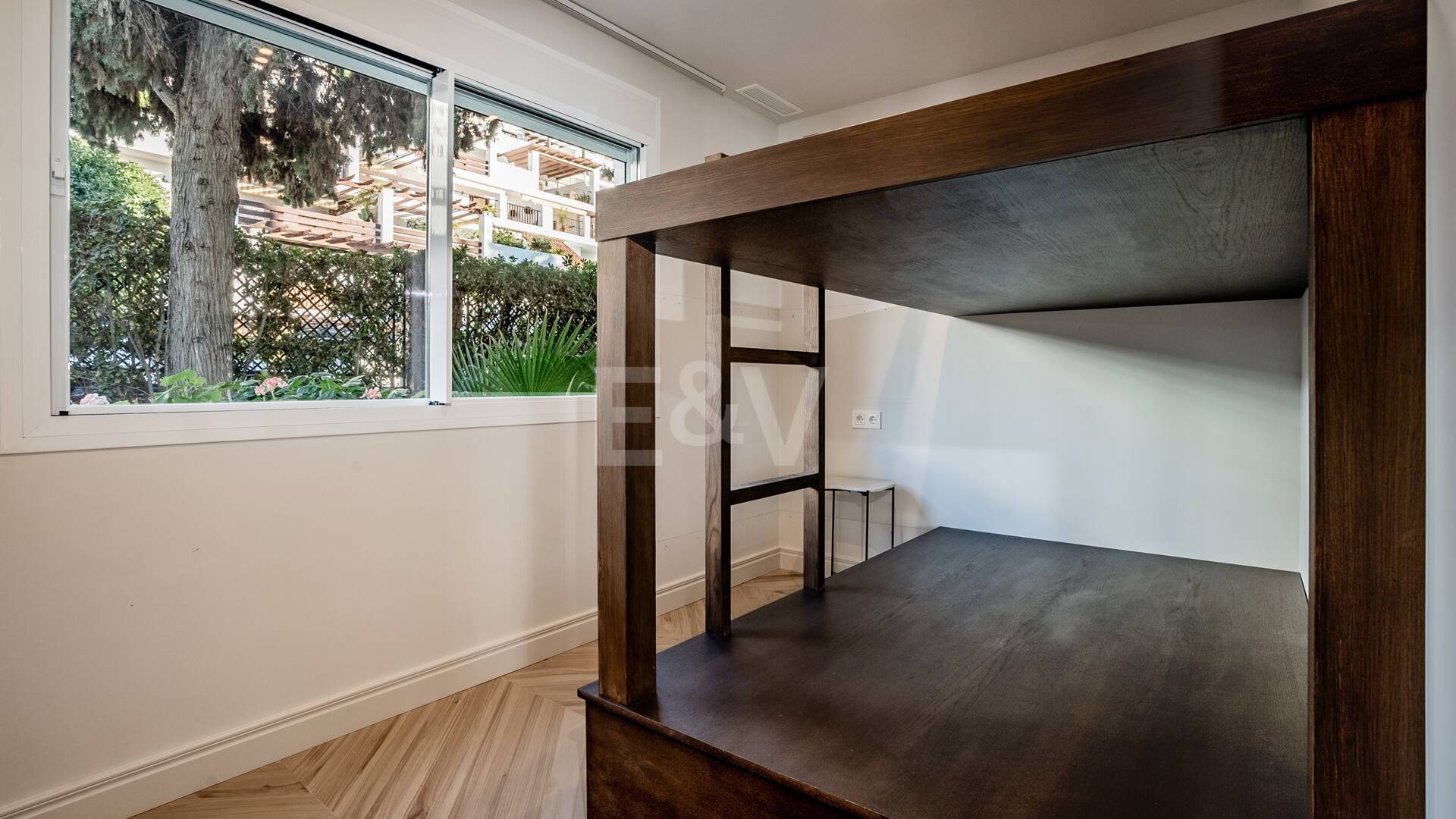 Einzigartige Gartenwohnung in Las Lomas de Marbella Club