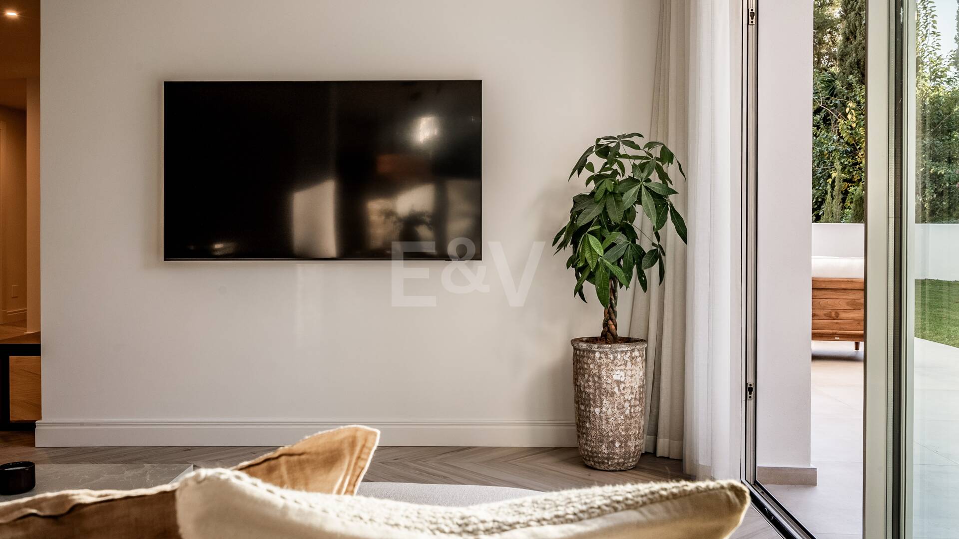 Einzigartige Gartenwohnung in Las Lomas de Marbella Club