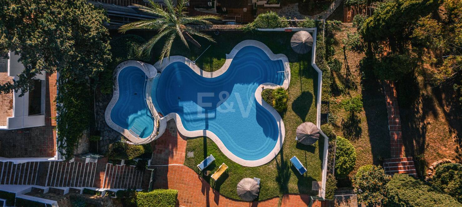 Unique Garden Apartment in Las Lomas de Marbella Club