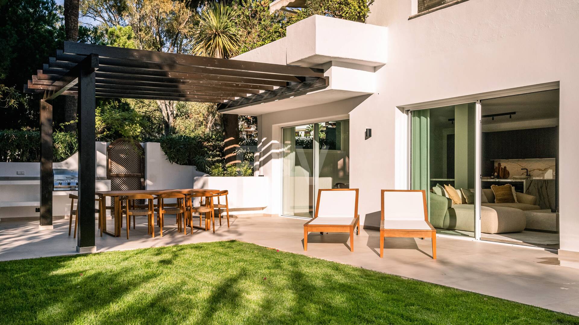 Einzigartige Gartenwohnung in Las Lomas de Marbella Club