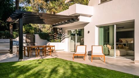 Unique Garden Apartment in Las Lomas de Marbella Club