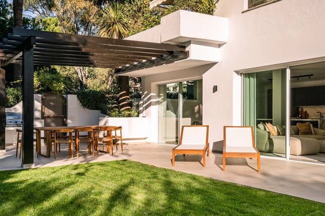 Einzigartige Gartenwohnung in Las Lomas de Marbella Club