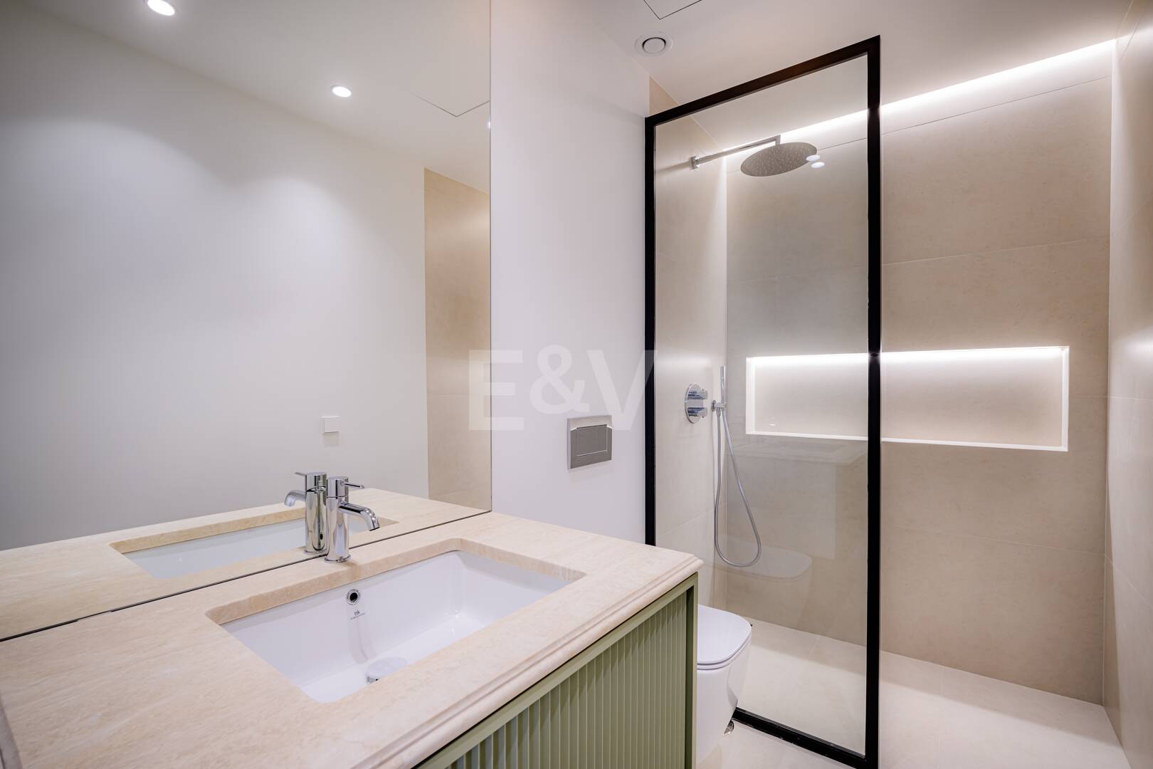 Excelente Villa nueva en la Cerquilla, Estilo provenzal francés