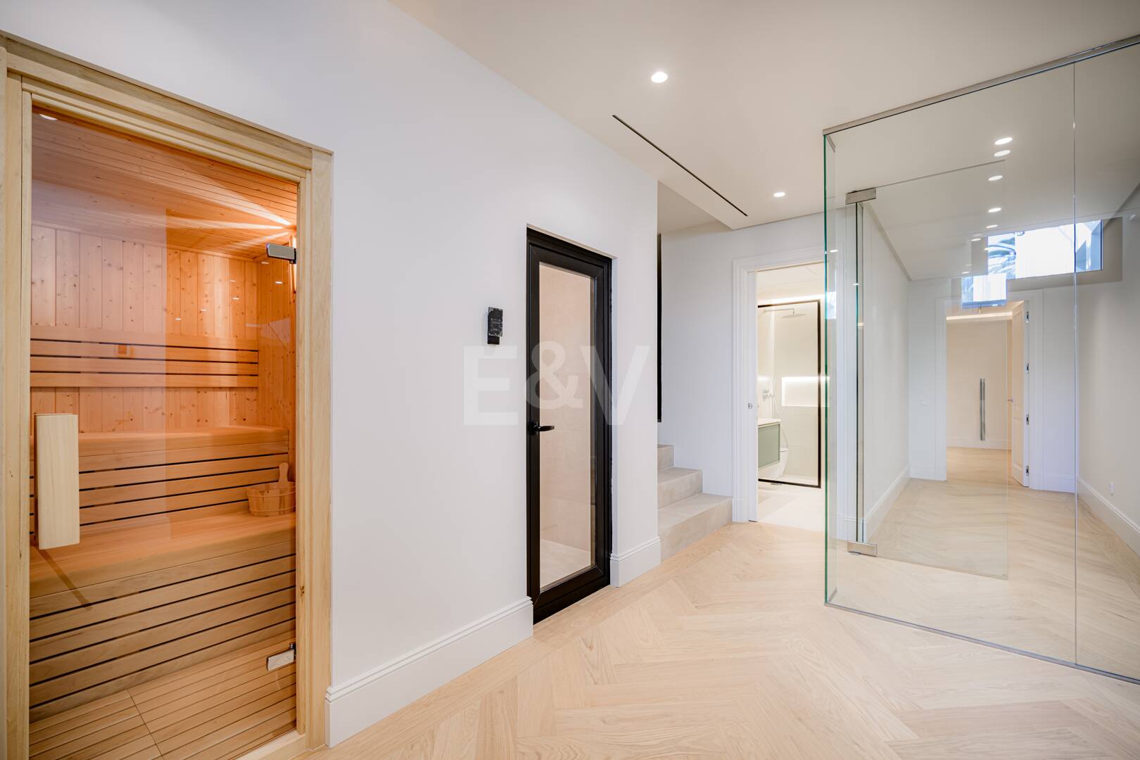 Excelente Villa nueva en la Cerquilla, Estilo provenzal francés