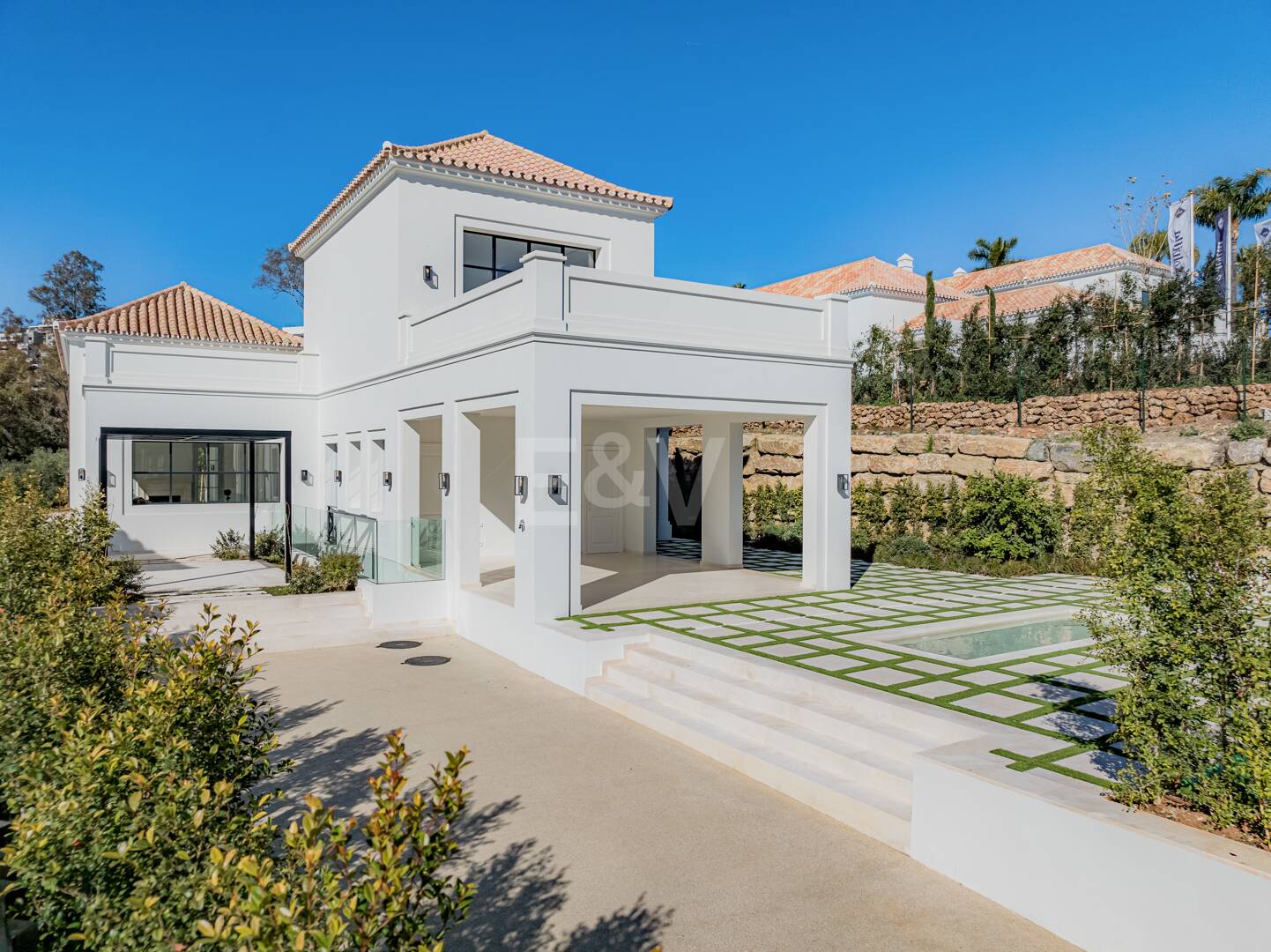 Excelente Villa nueva en la Cerquilla, Estilo provenzal francés