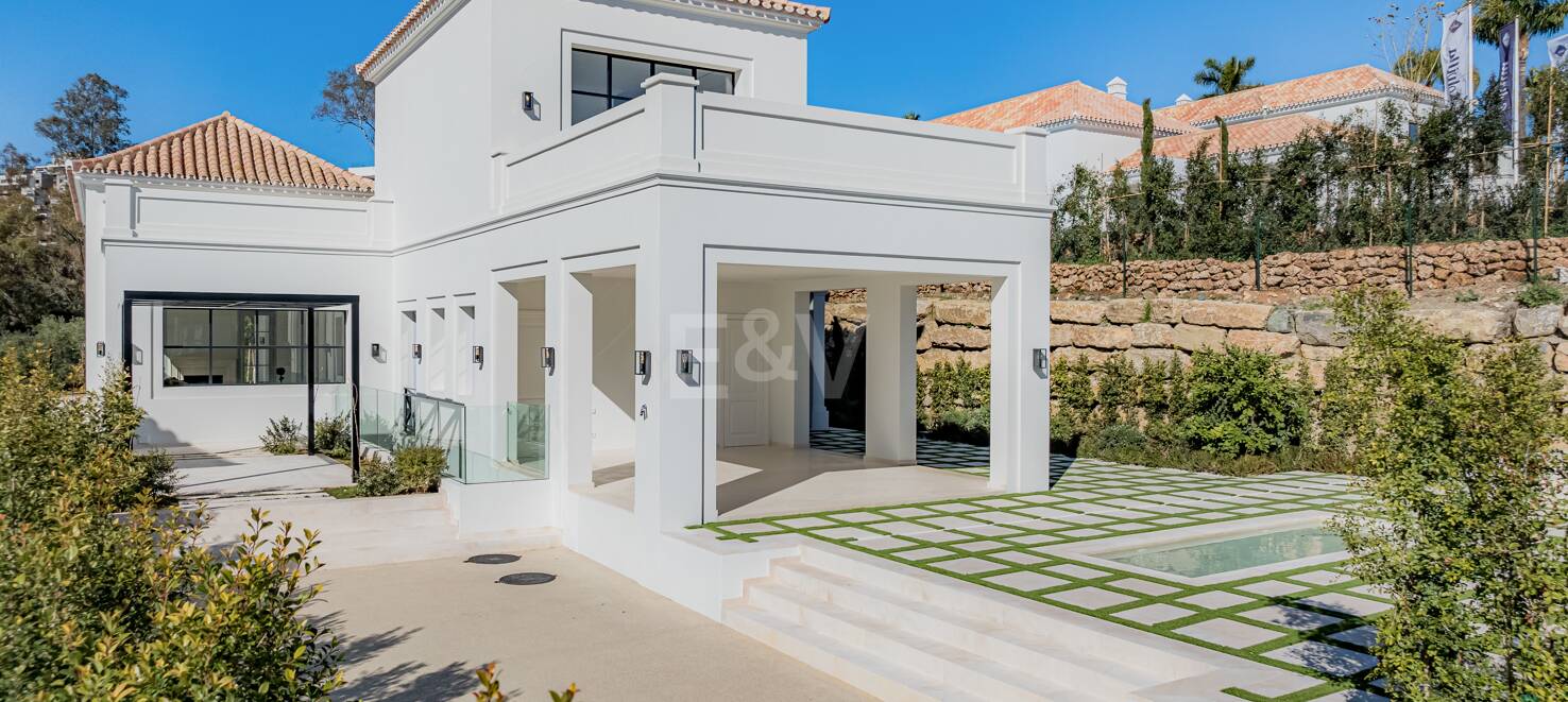 Top nybyggd Villa i La Cerquilla, franska provensal stil