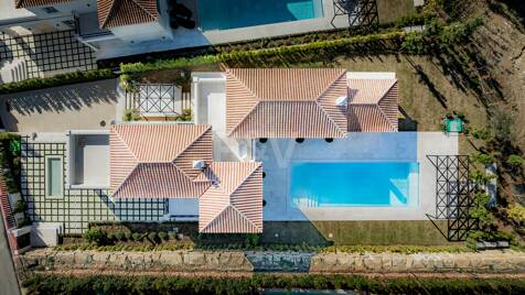 Top nybyggd Villa i La Cerquilla, franska provensal stil