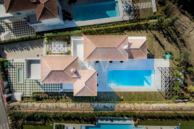 Top Newly Built Villa in La Cerquilla, french provencal style