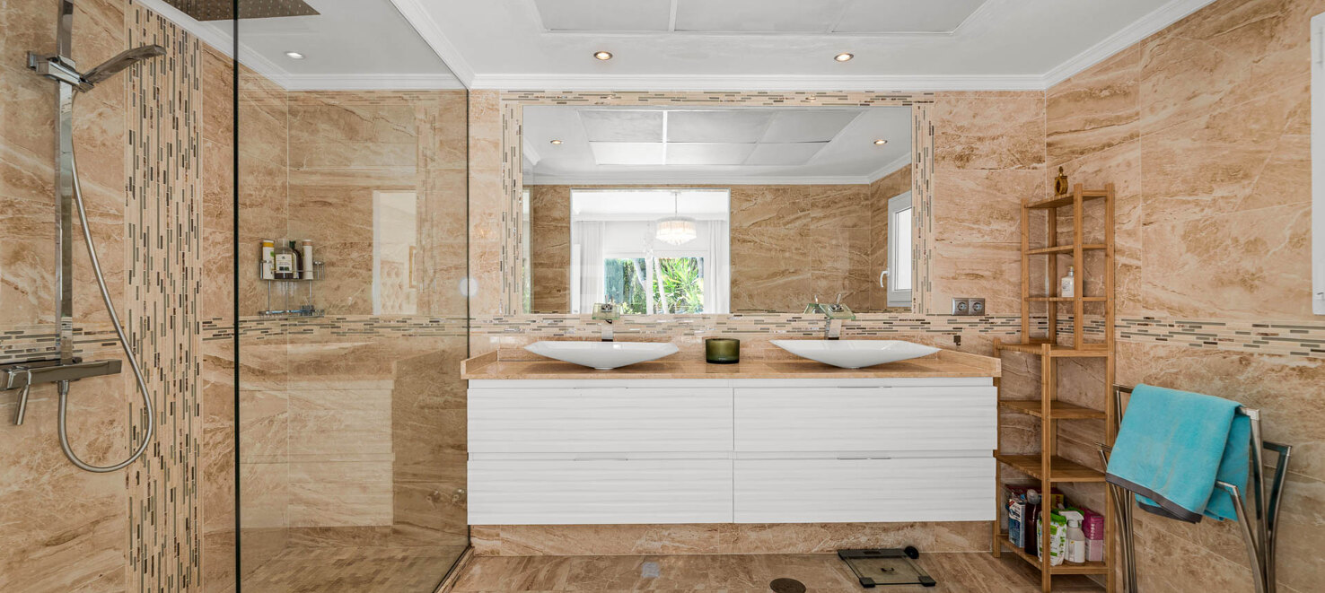 Villa till salu i Elviria, Marbella Öst