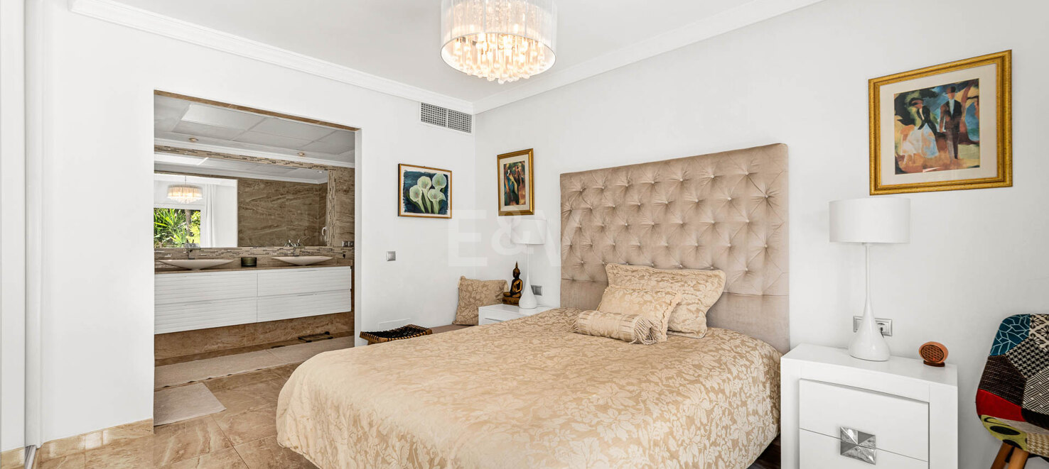 Villa till salu i Elviria, Marbella Öst