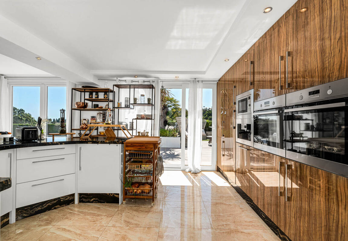 Elegant Villa with Sea Views & Touristic Licence