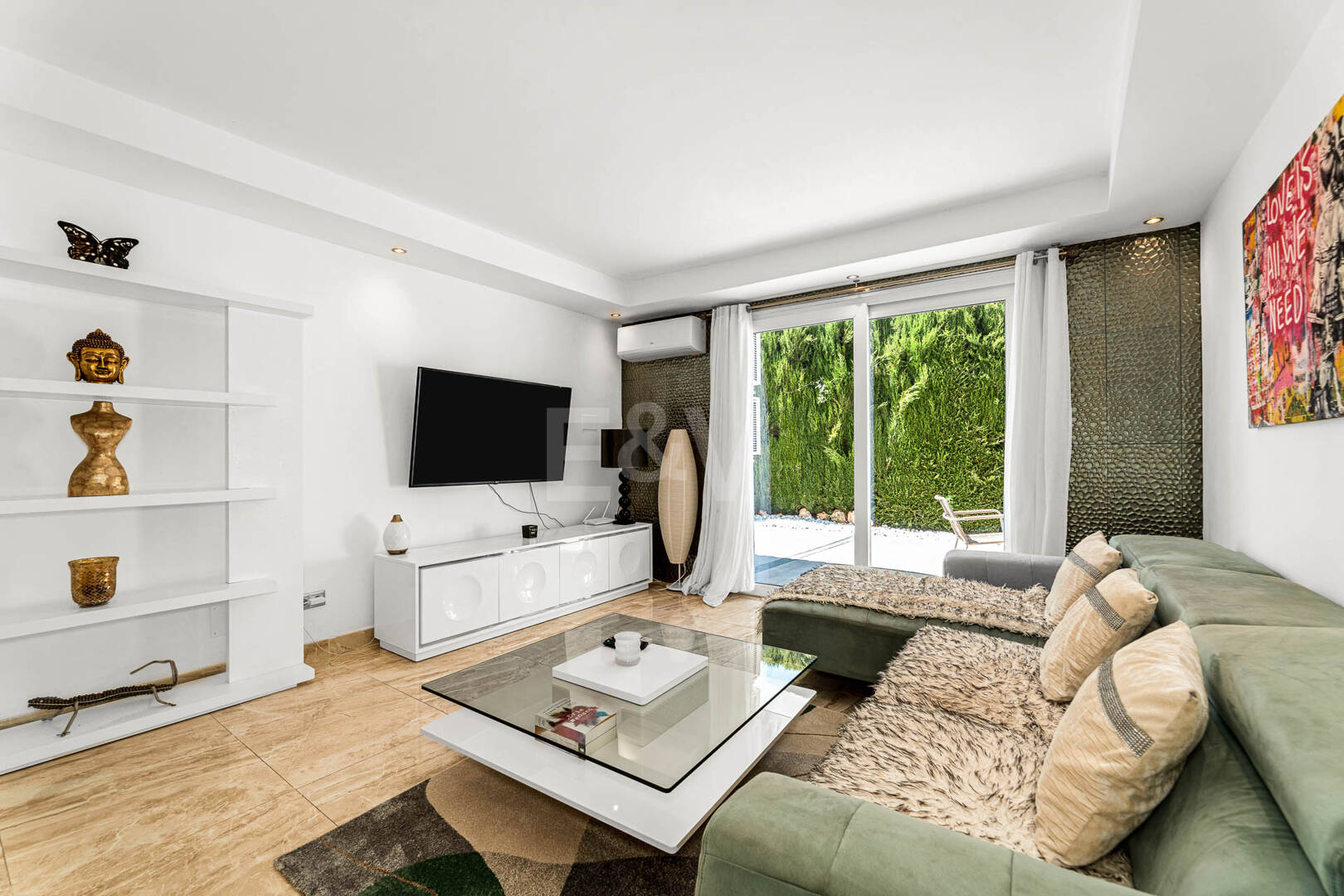 Villa élégante avec vue sur la mer et touristique Licence