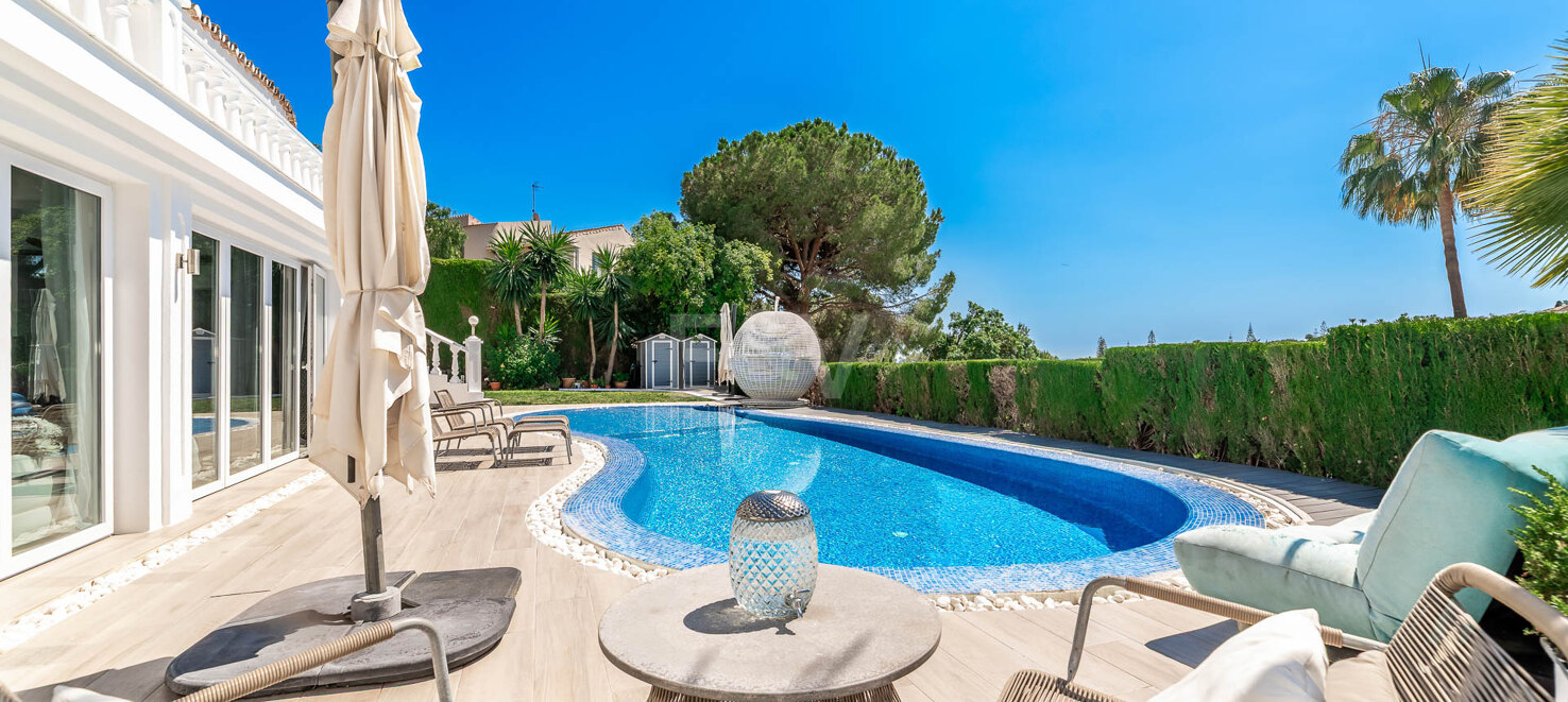 Villa till salu i Elviria, Marbella Öst