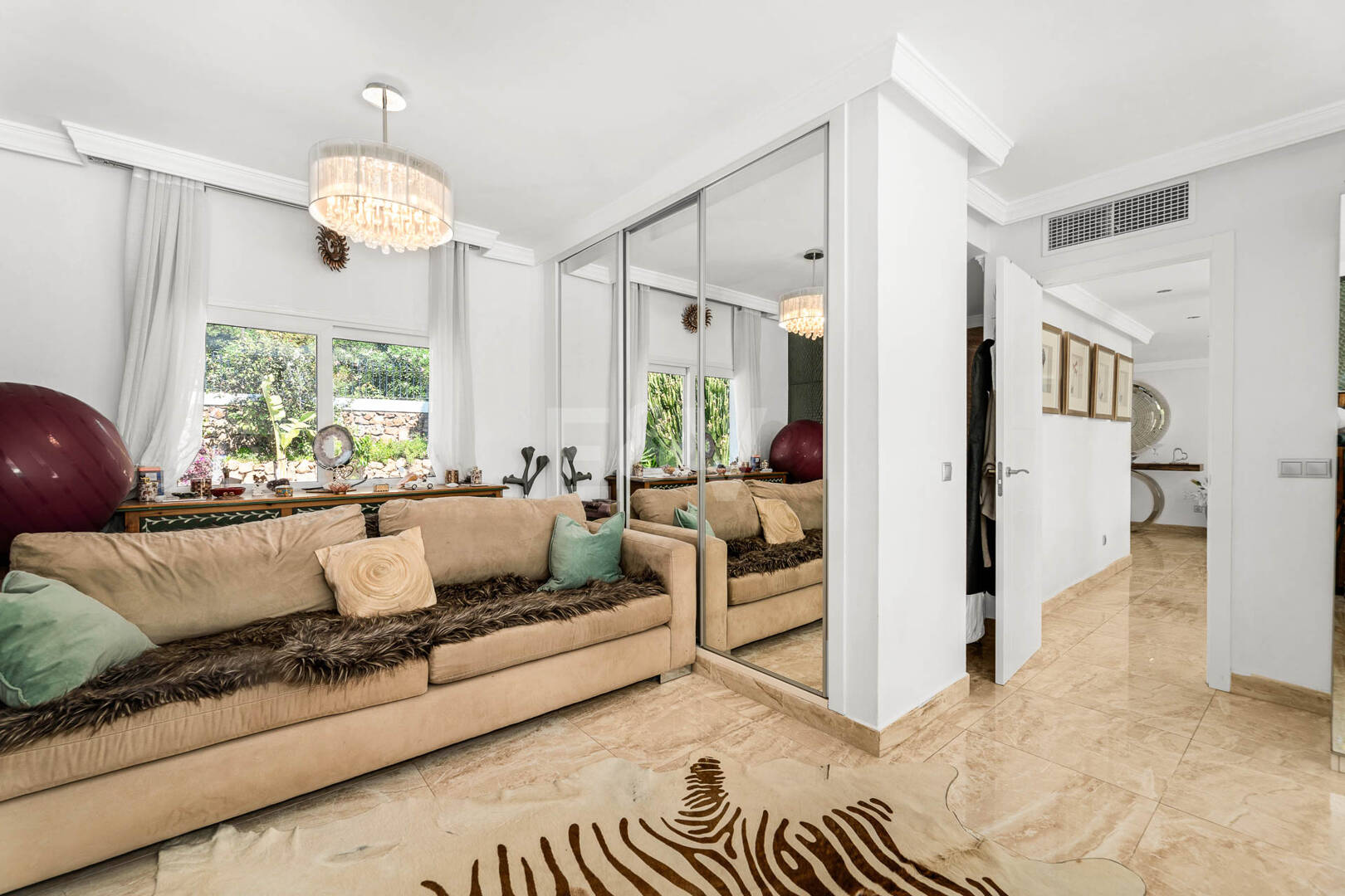 Elegant Villa with Sea Views & Touristic Licence